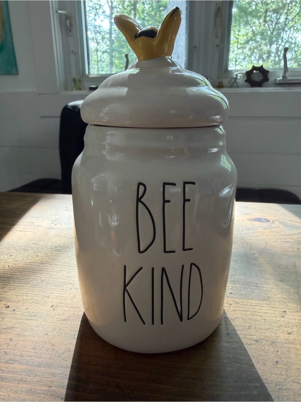 Rae Dun BEE KIND canister